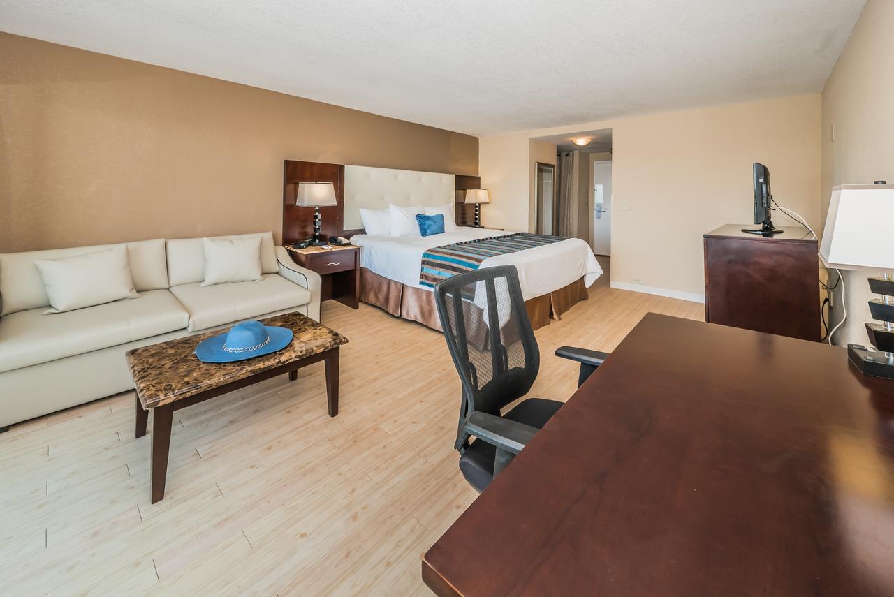 Dreamview Beachfront Hotel & Resort Clearwater Beach Exterior photo